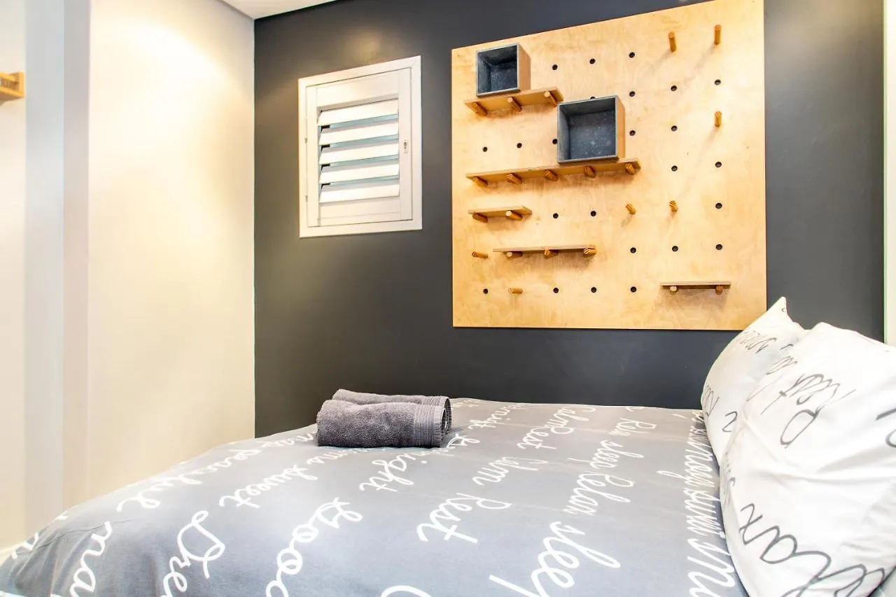 Modern Beachfront 2 Bed Apartment 144 Eden On The Bay, Blouberg, Cape Town Bloubergstrand