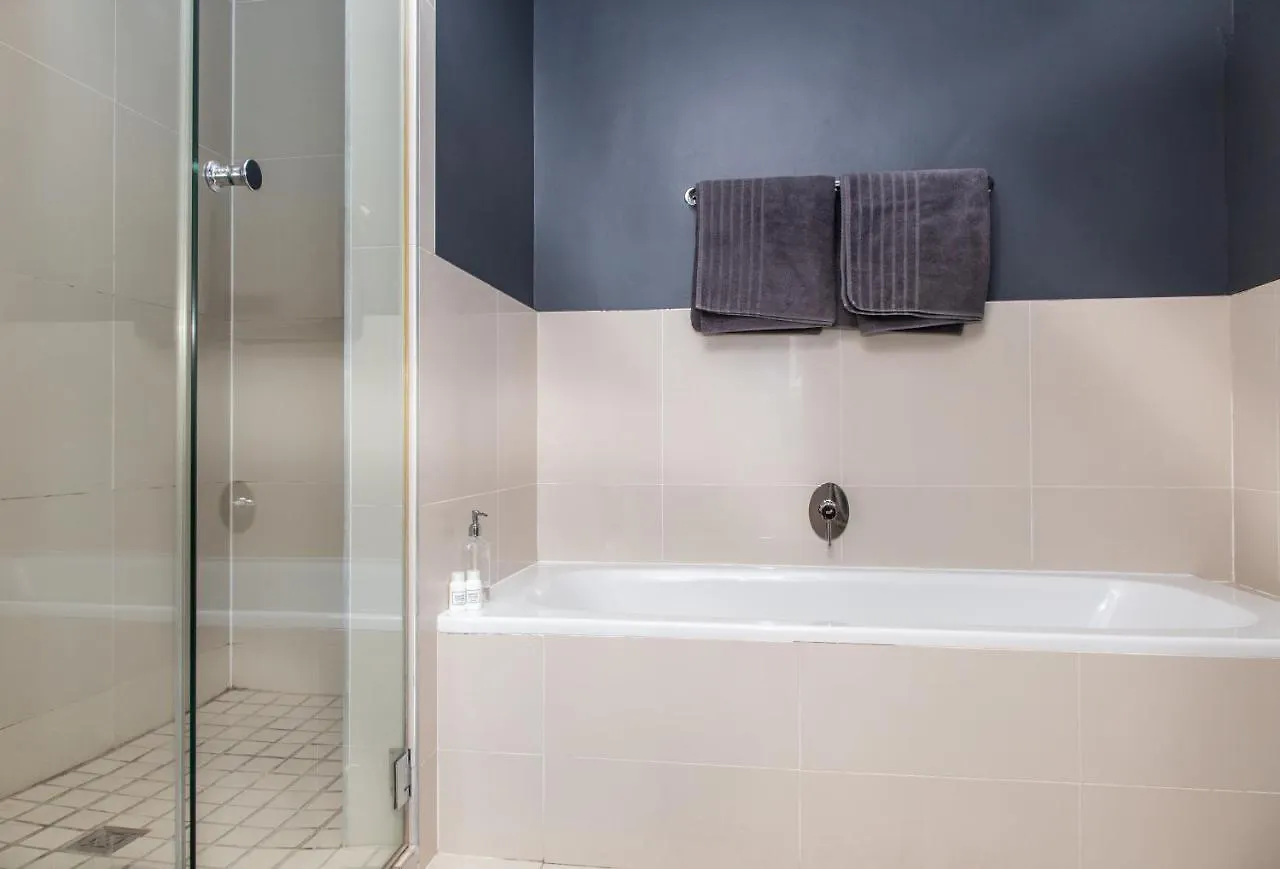 Modern Beachfront 2 Bed Apartment 144 Eden On The Bay, Blouberg, Cape Town Bloubergstrand