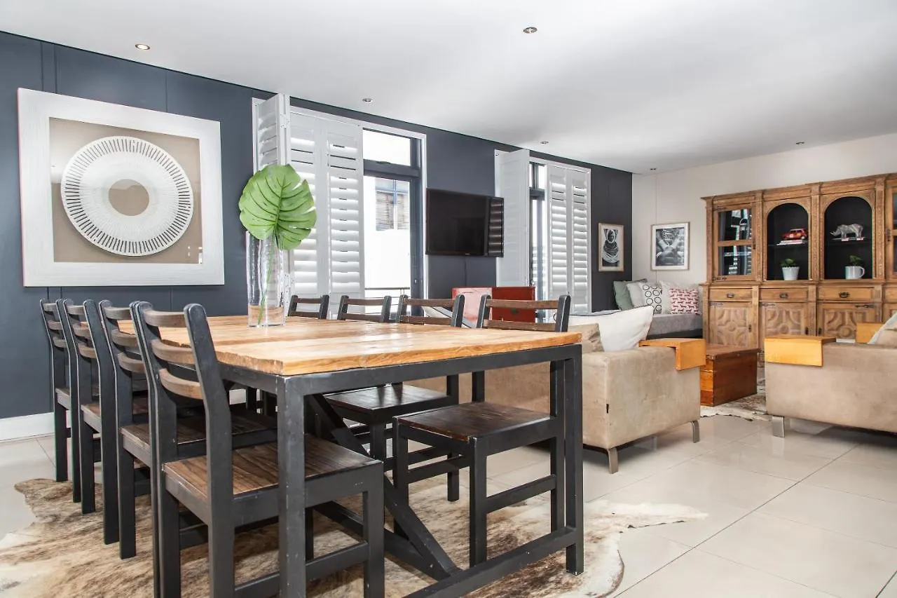Modern Beachfront 2 Bed Apartment 144 Eden On The Bay, Blouberg, Cape Town Bloubergstrand